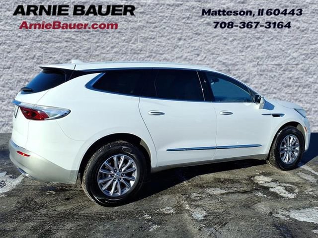 Used 2024 Buick Enclave Essence w/ Technology Package image 7
