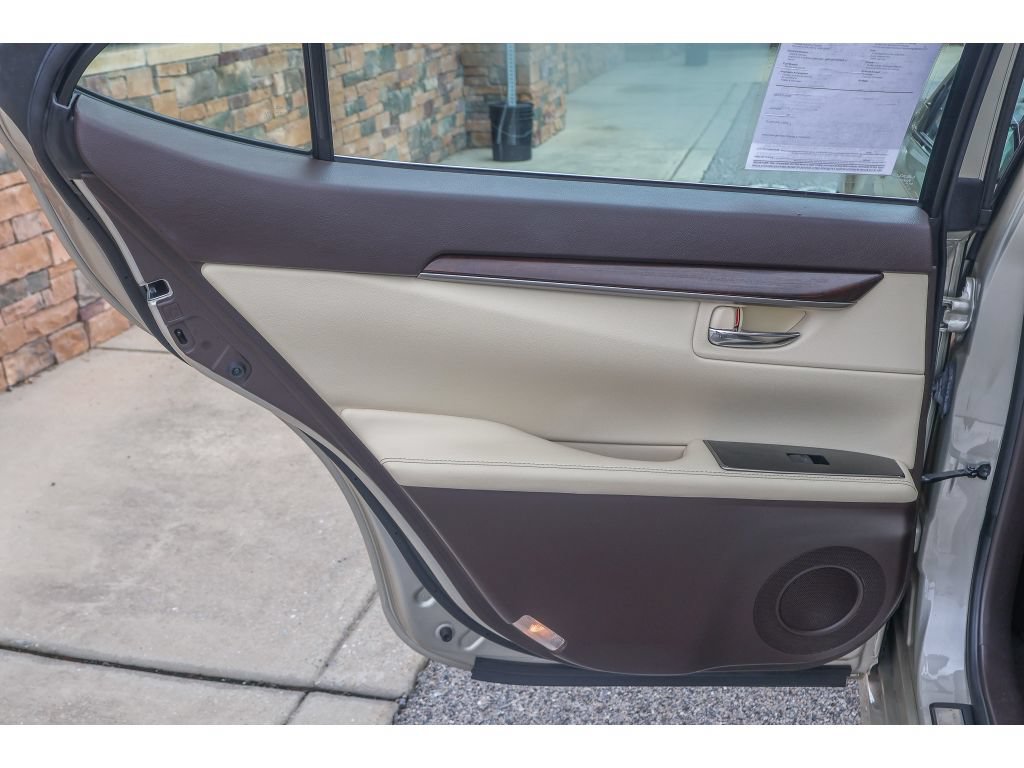 Used 2017 Lexus ES 350 w/ Premium Package FWD image 18