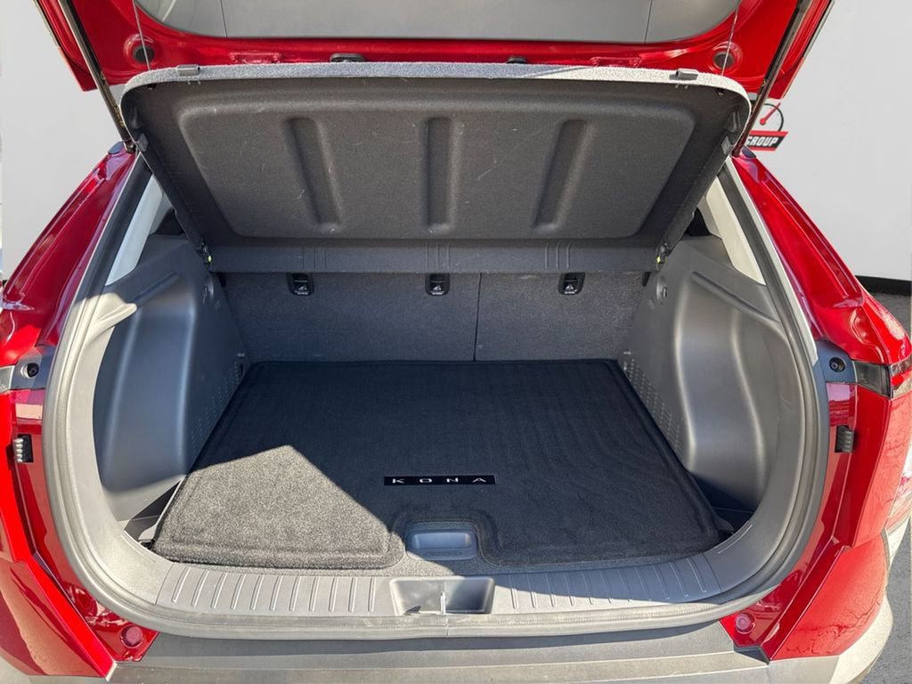 Used 2024 Hyundai Kona SEL image 11