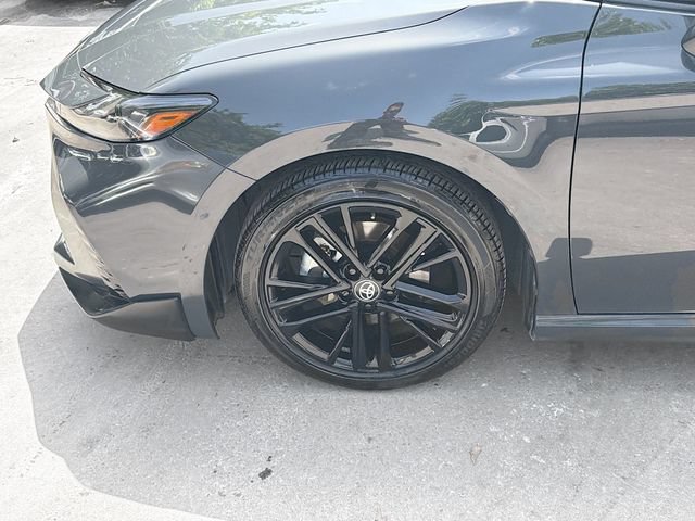 Used 2025 Toyota Camry SE FWD image 31