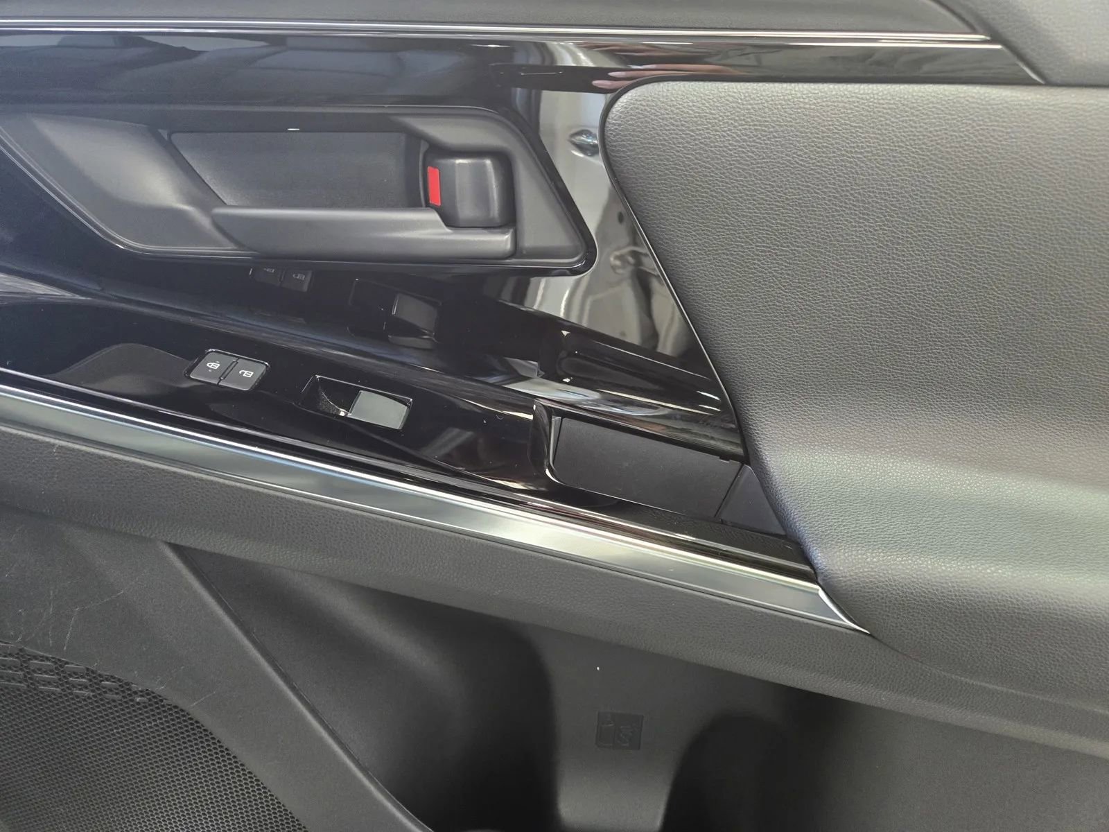 Used 2023 Toyota bZ4X Limited w/ Weather Package FWD image 6