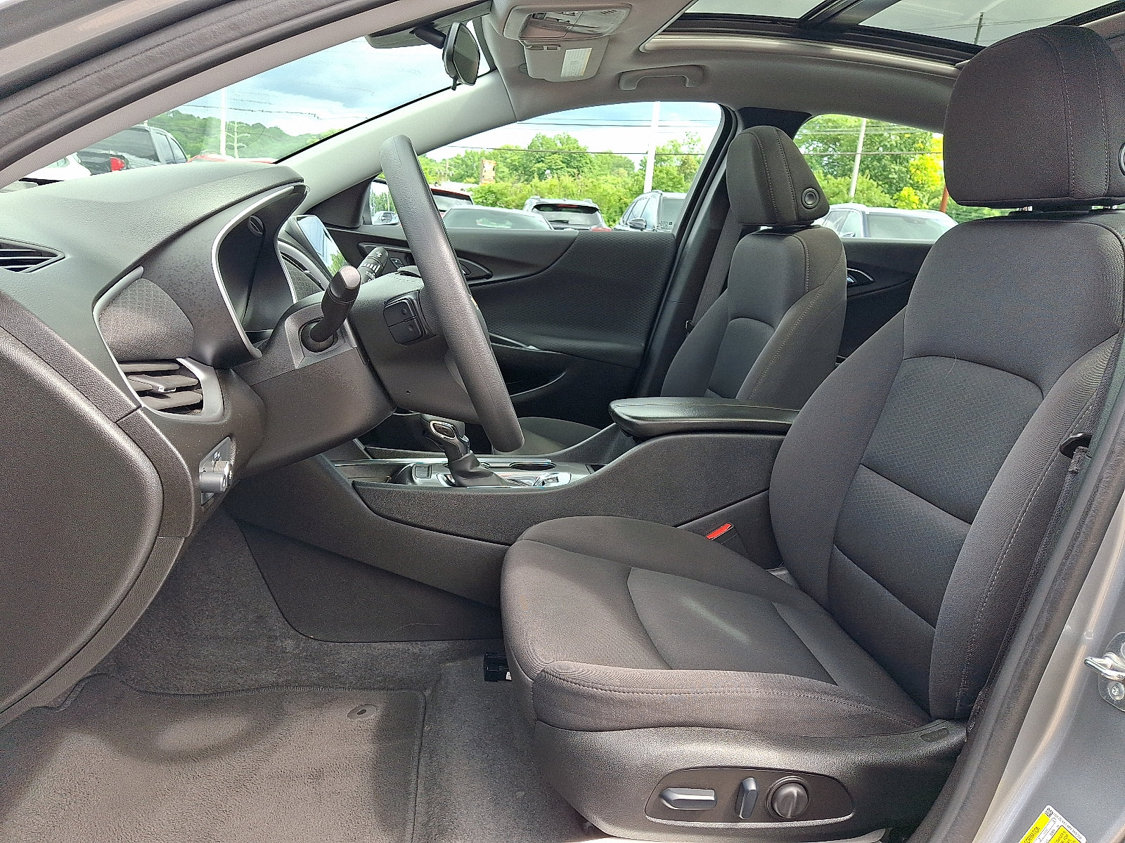 Certified 2024 Chevrolet Malibu LT FWD image 15