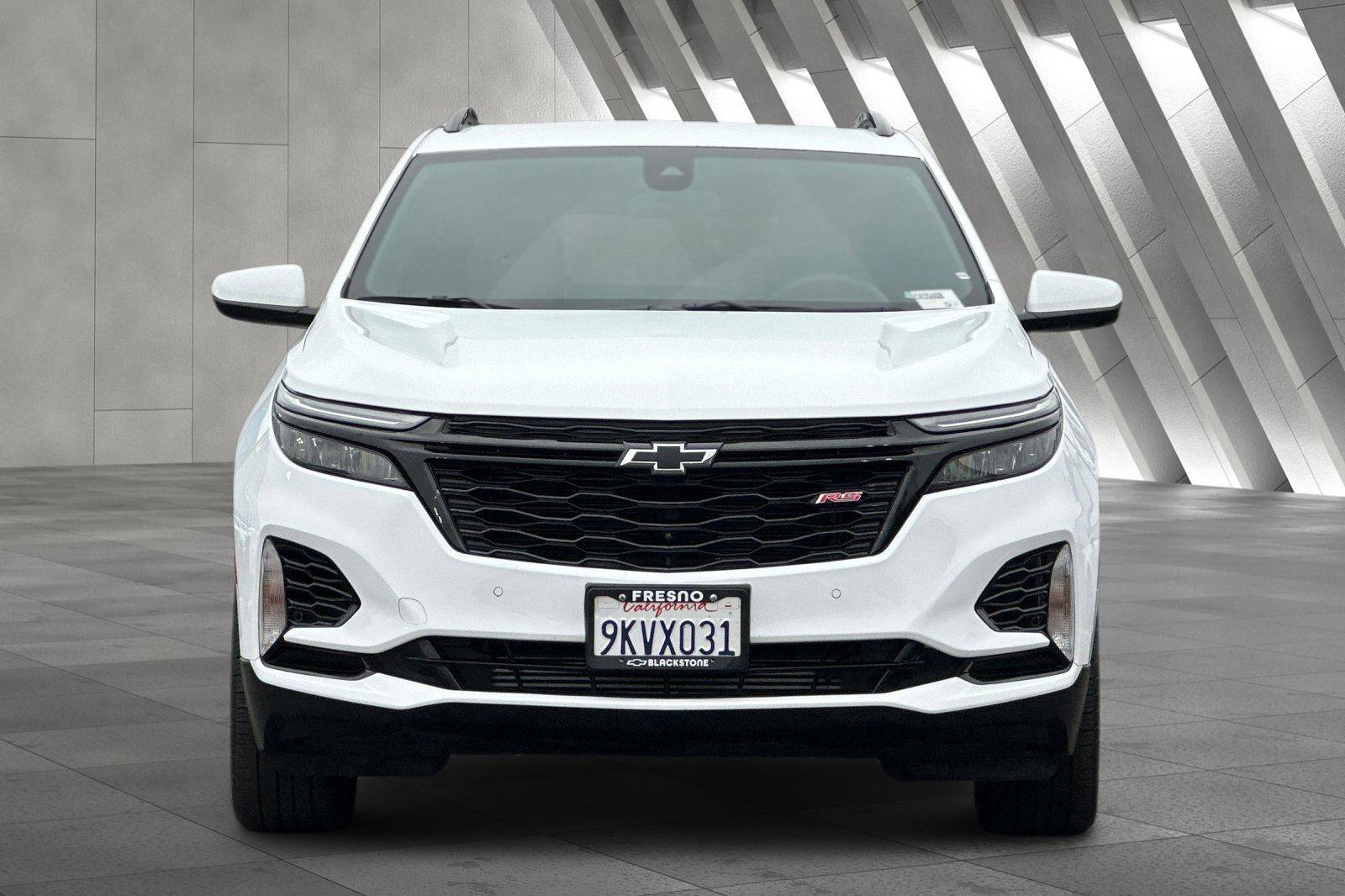 Used 2024 Chevrolet Equinox RS w/ RS Leather Package image 9