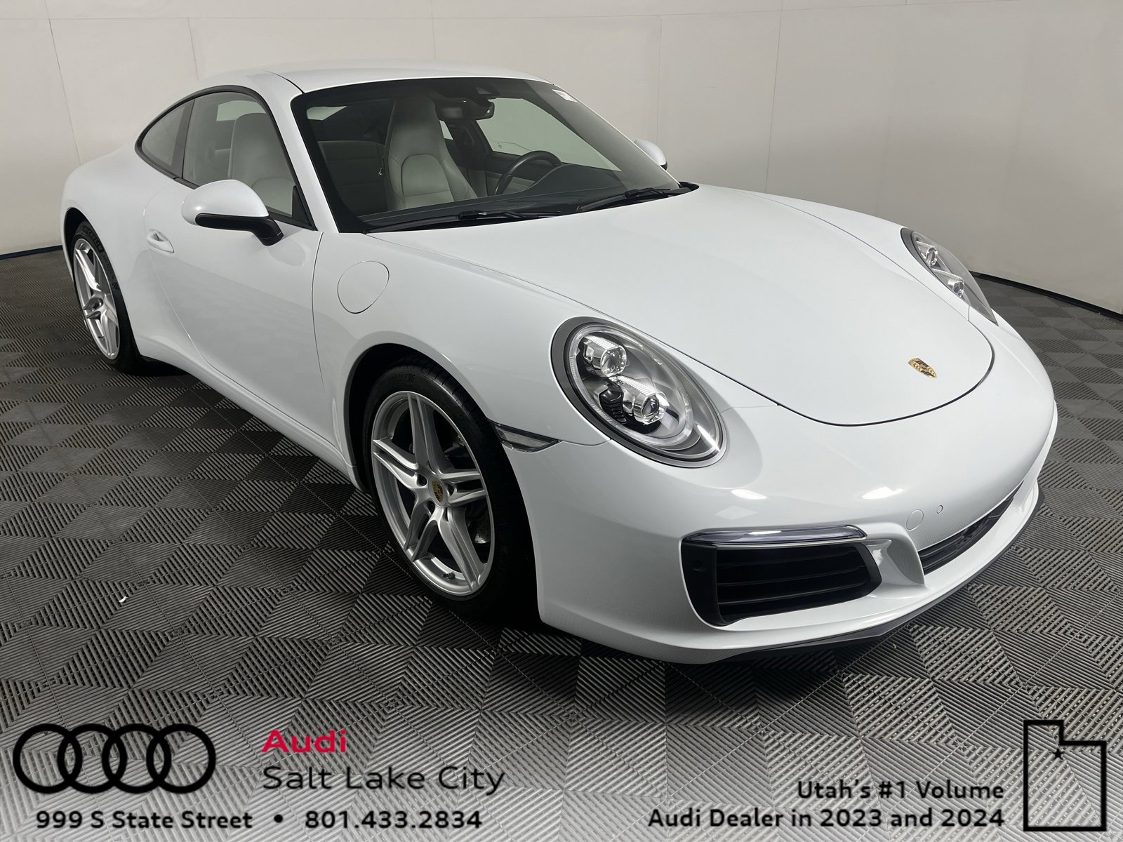 Used 2018 Porsche 911 Carrera image 1