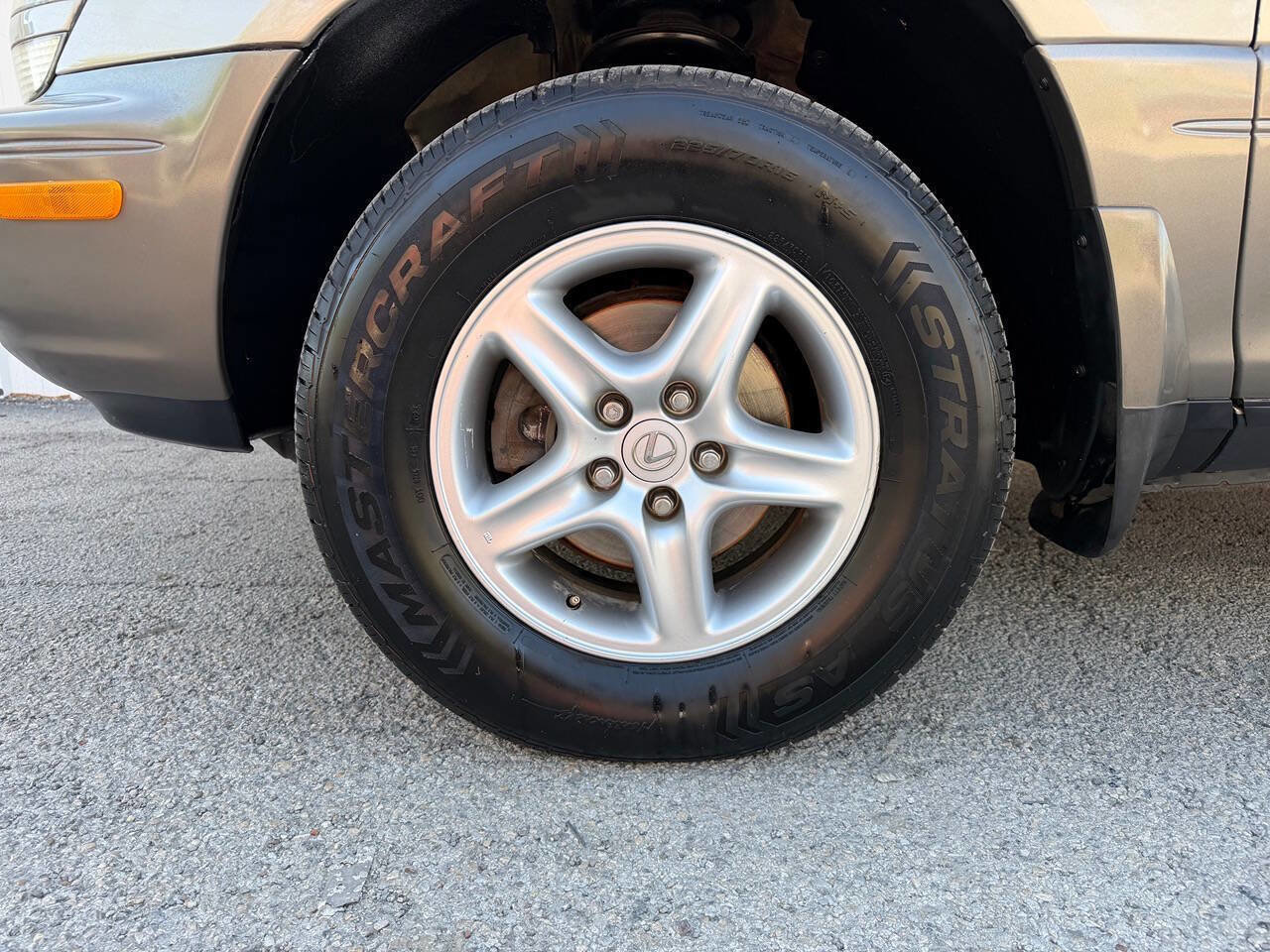 Used 2000 Lexus RX 300 4WD image 32