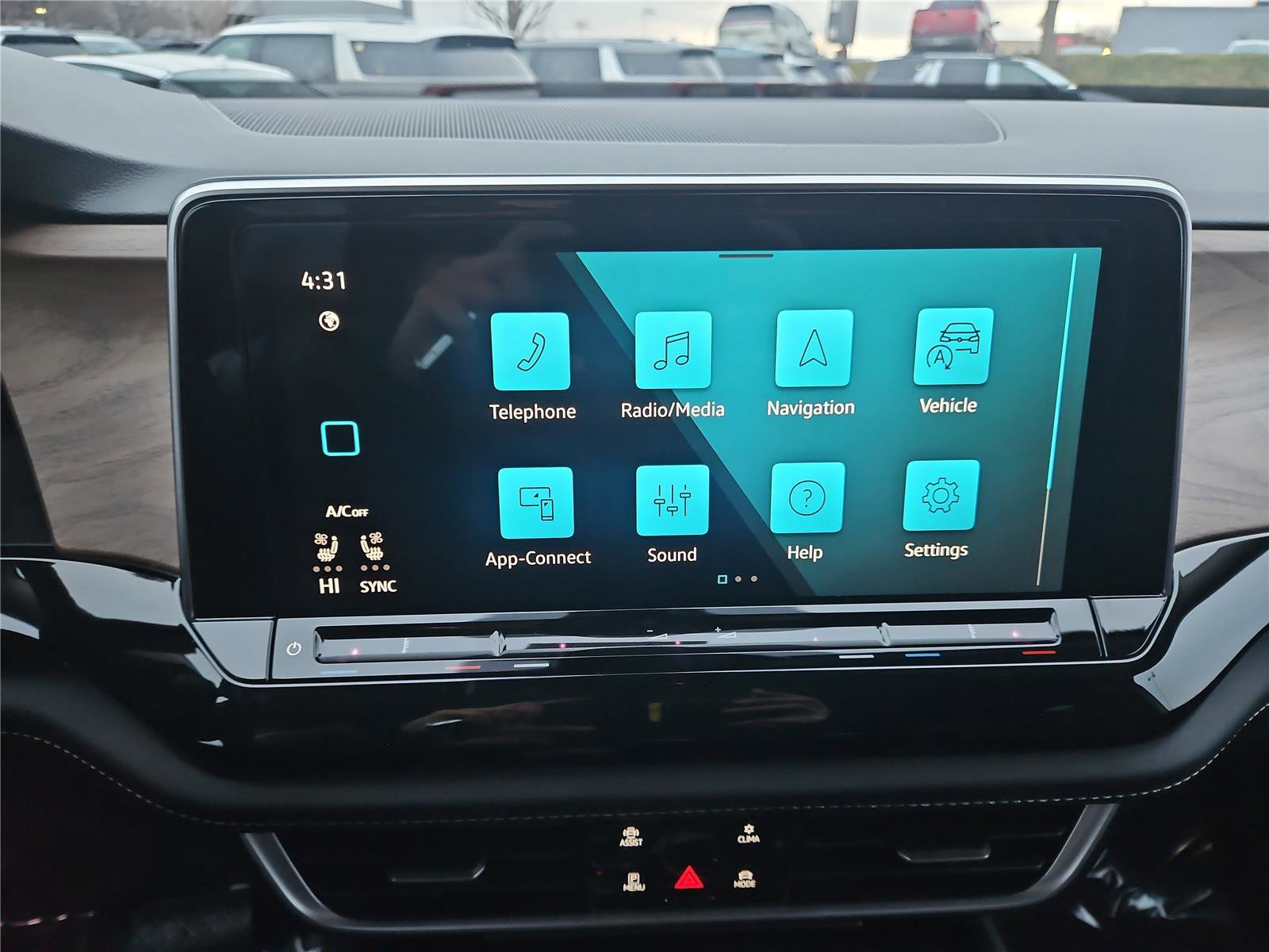 New 2026 Volkswagen Atlas SE image 19