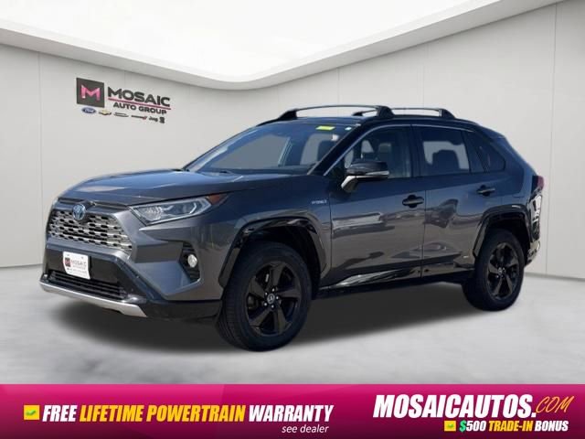 Used 2019 Toyota RAV4 XSE w/ XSE Weather Package AWD/4WD image 3