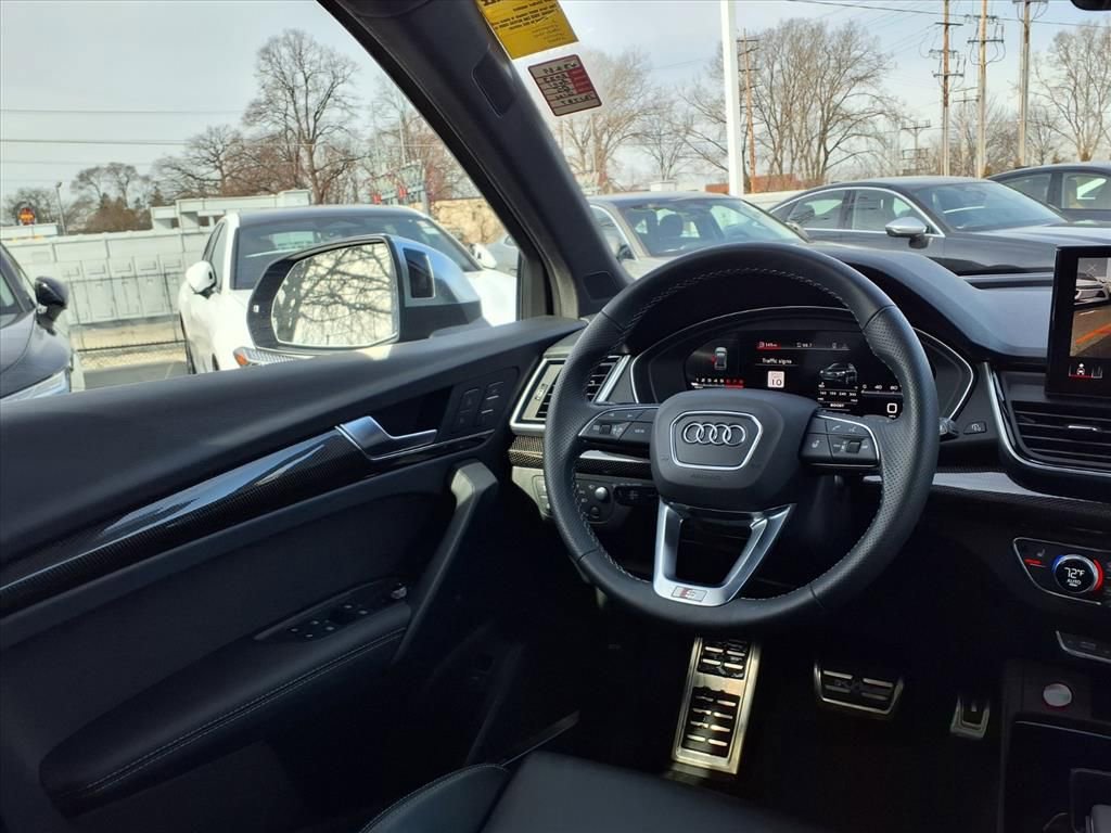 Used 2024 Audi SQ5 Prestige w/ Prestige Package image 24