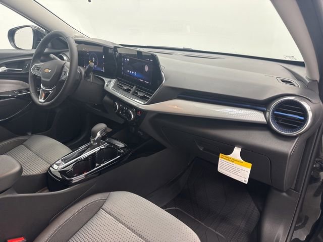 New 2026 Chevrolet Trax LT w/ Driver Confidence Package image 25