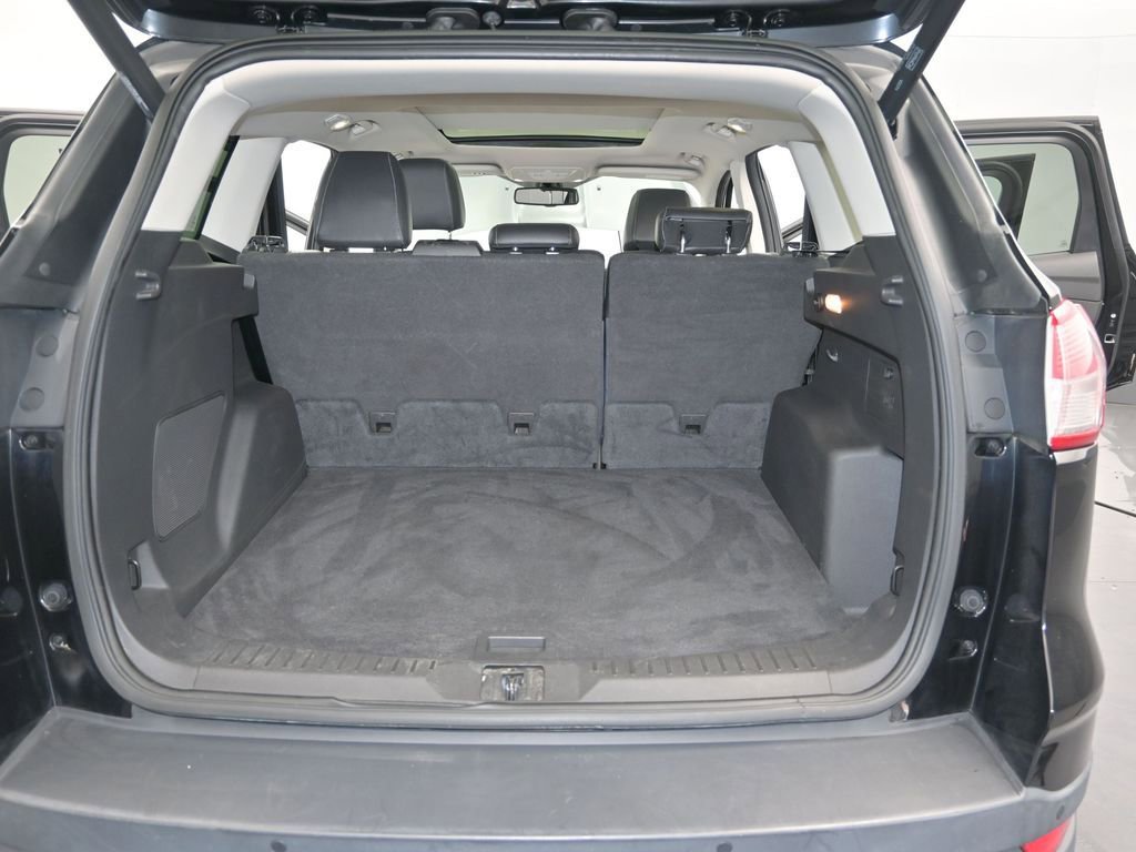 Used 2016 Ford Escape Titanium image 11