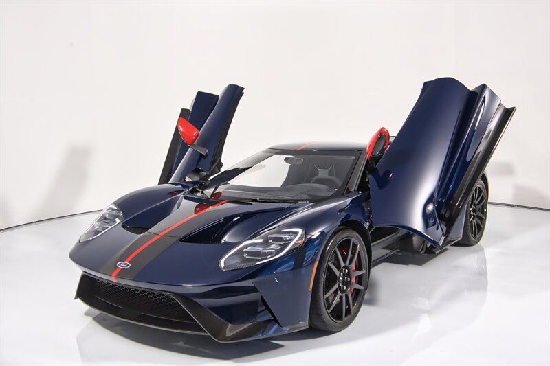 Used 2020 Ford GT Carbon Series RWD image 33