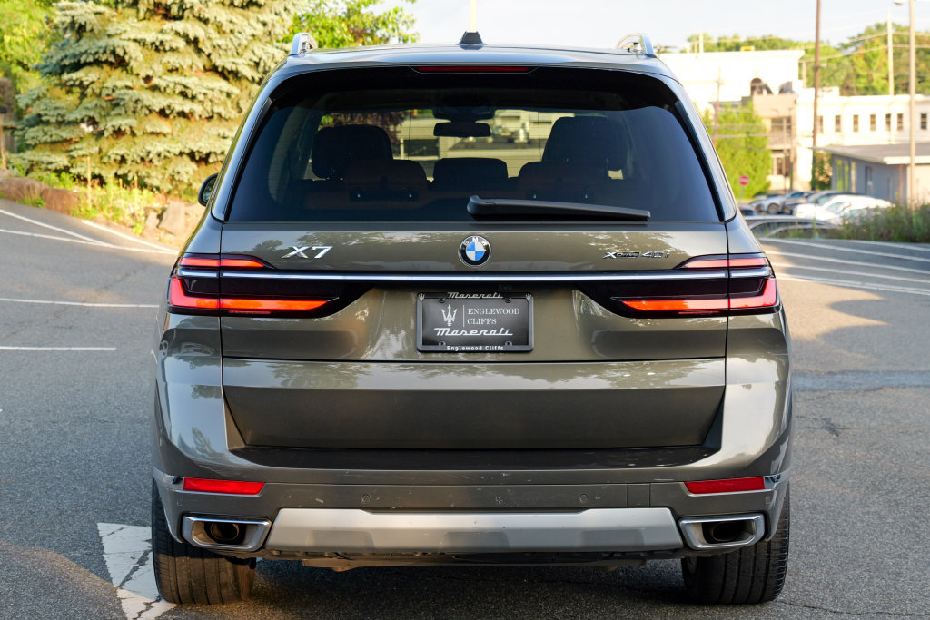 Used 2024 BMW X7 xDrive40i AWD/4WD image 6