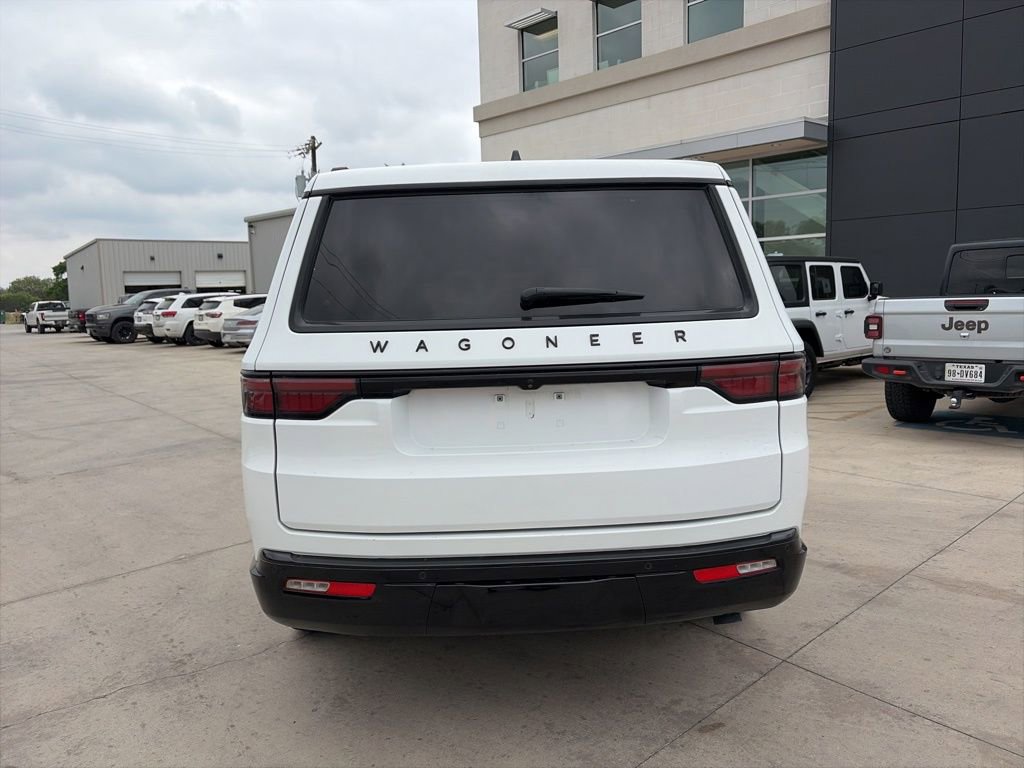 Used 2024 Jeep Wagoneer Series II image 8