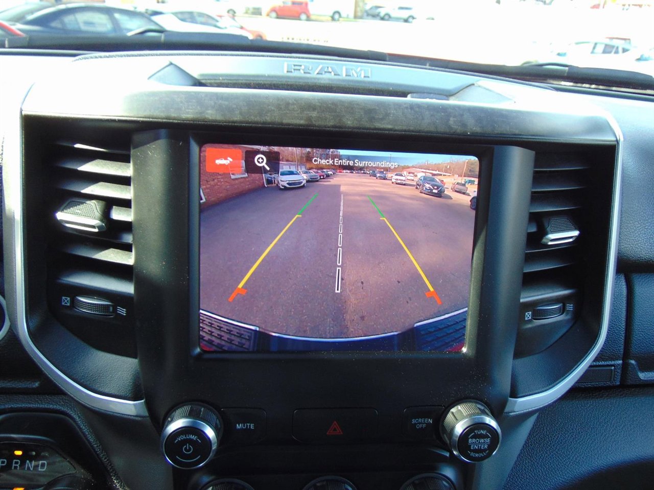 Used 2024 RAM 2500 Big Horn w/ Bed Utility Group image 31