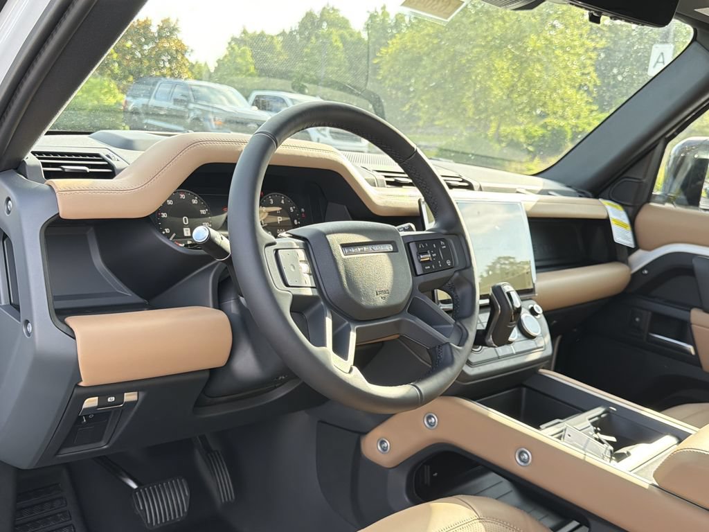 New 2026 Land Rover Defender 110 S AWD/4WD image 10
