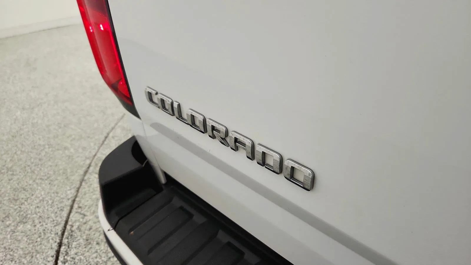 Used 2018 Chevrolet Colorado LT RWD image 35