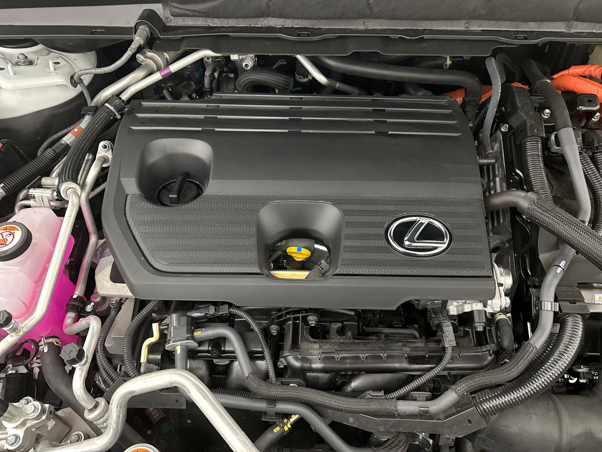 Used 2025 Lexus RX 450h AWD w/ Convenience Package image 29