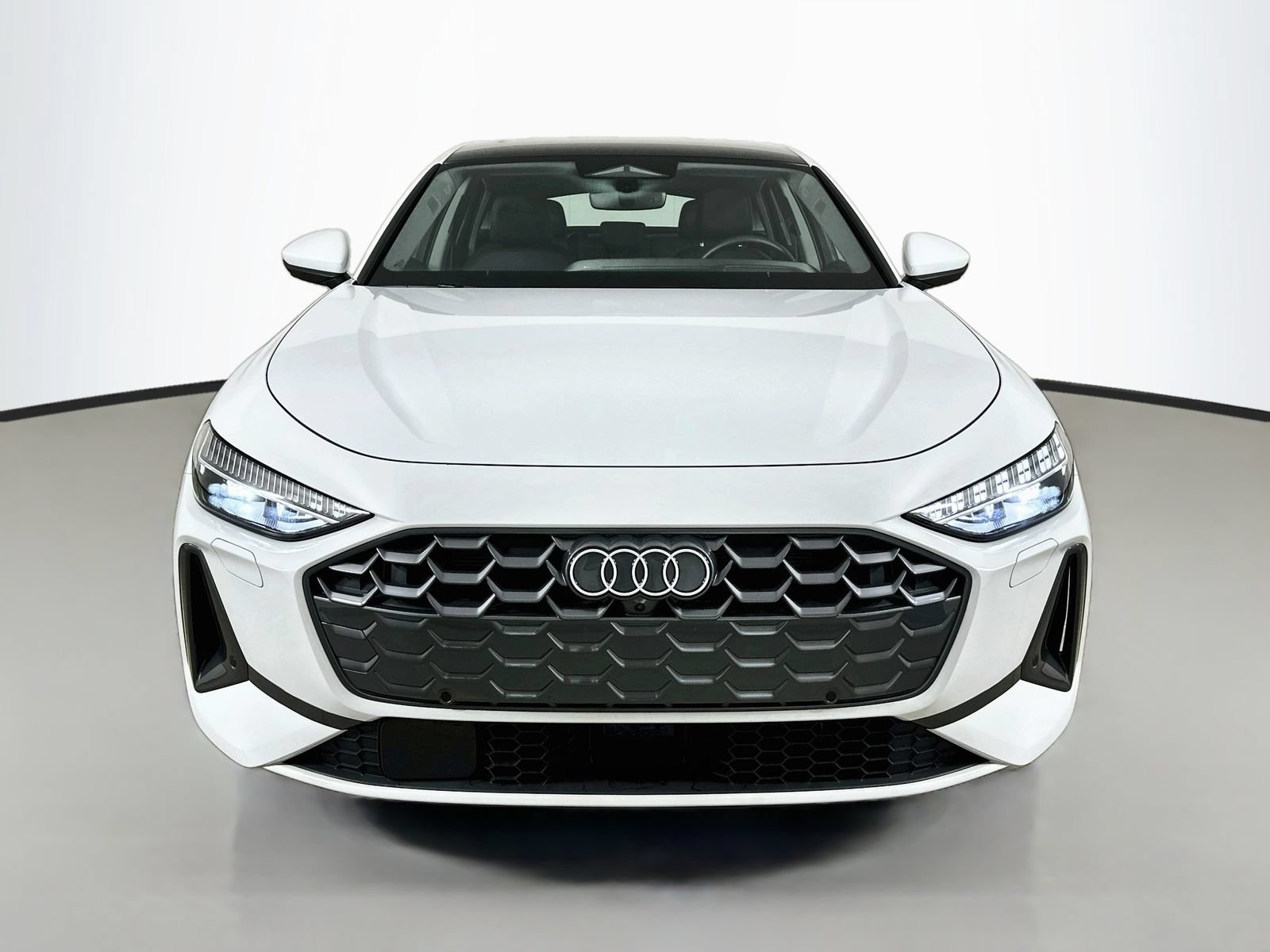 Used 2025 Audi A5 2.0T Premium Plus w/ Premium Plus AWD/4WD image 2