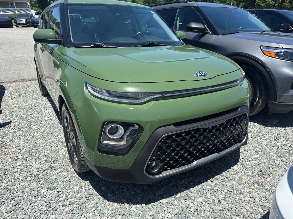 Used 2020 Kia Soul EX FWD image 2