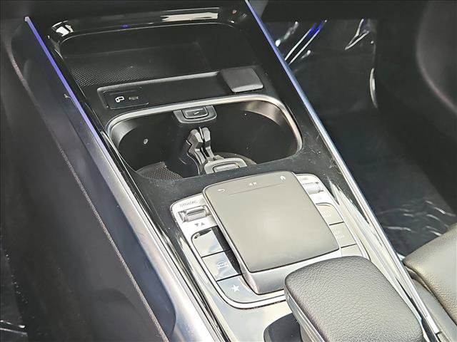 Used 2020 Mercedes-Benz GLB 250 image 18