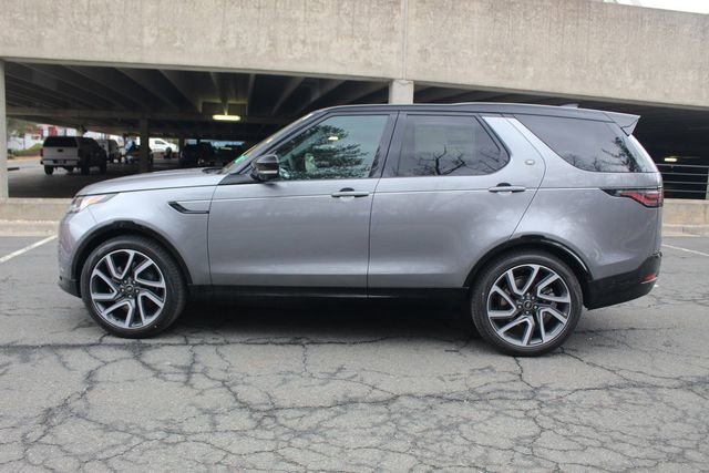 New 2025 Land Rover Discovery Dynamic SE image 6