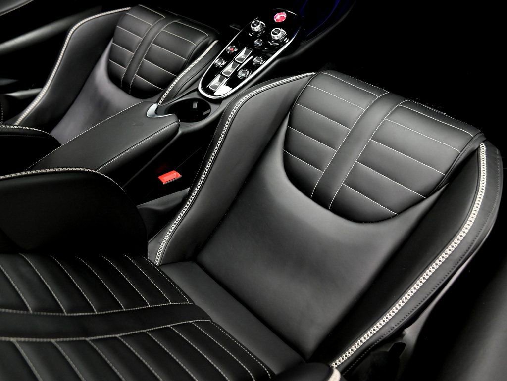 Used 2025 McLaren GTS RWD image 23