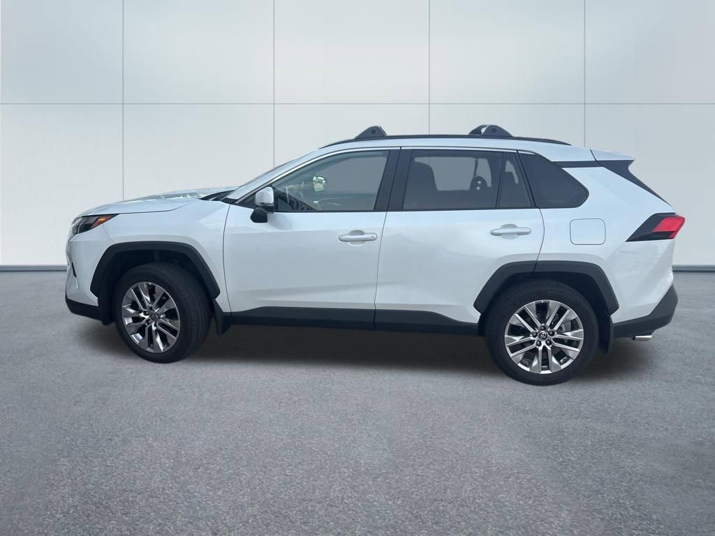 Used 2024 Toyota RAV4 XLE Premium w/ Weather Package AWD/4WD image 7