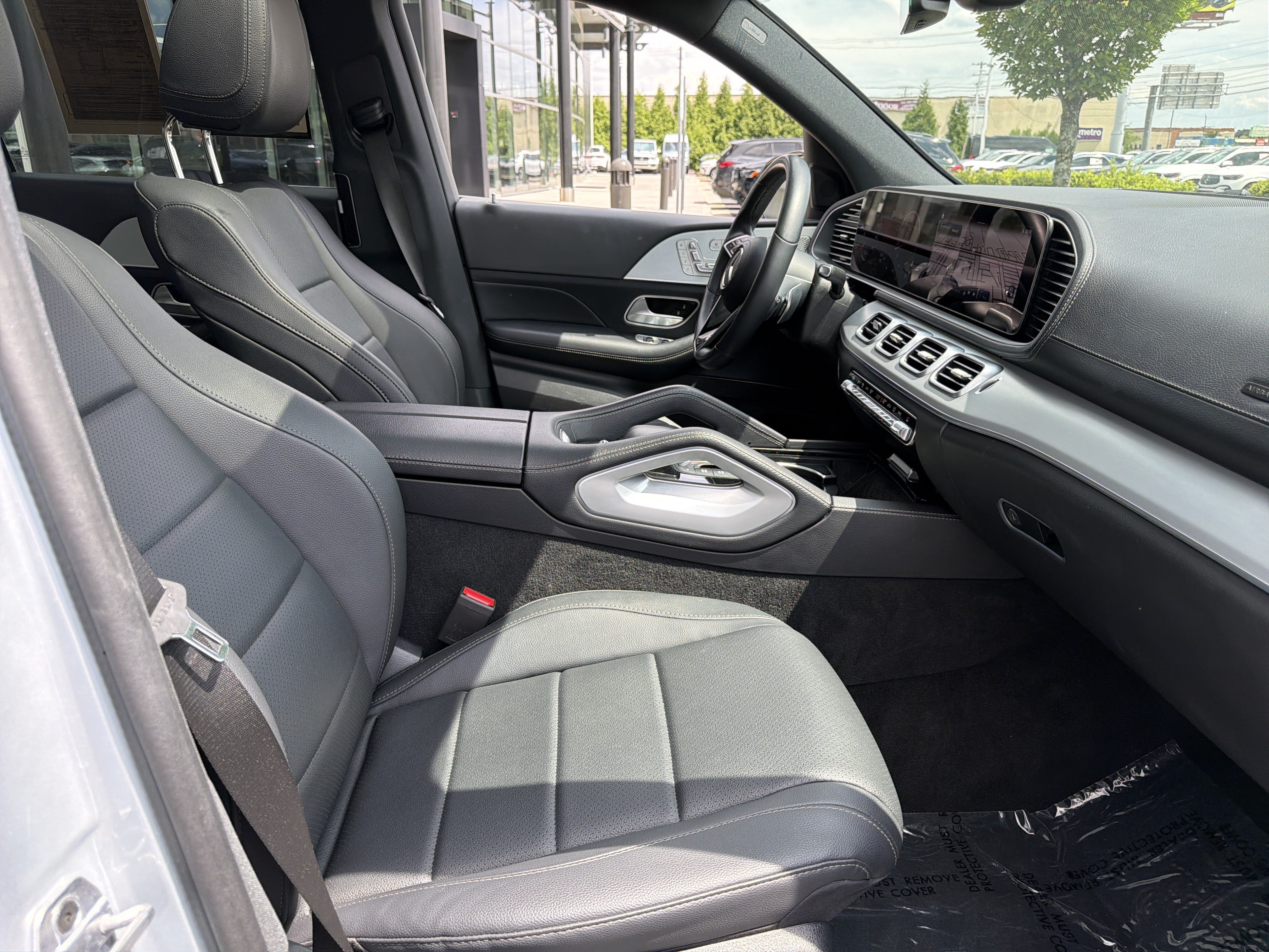 Used 2024 Mercedes-Benz GLS 450 4MATIC image 36