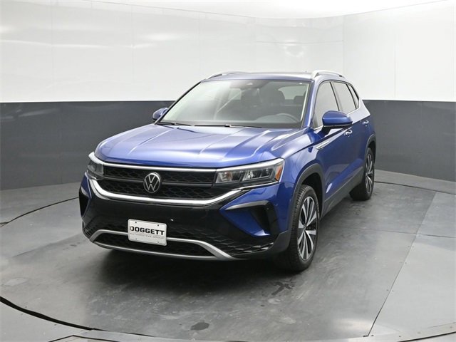 Certified 2023 Volkswagen Taos SE image 30
