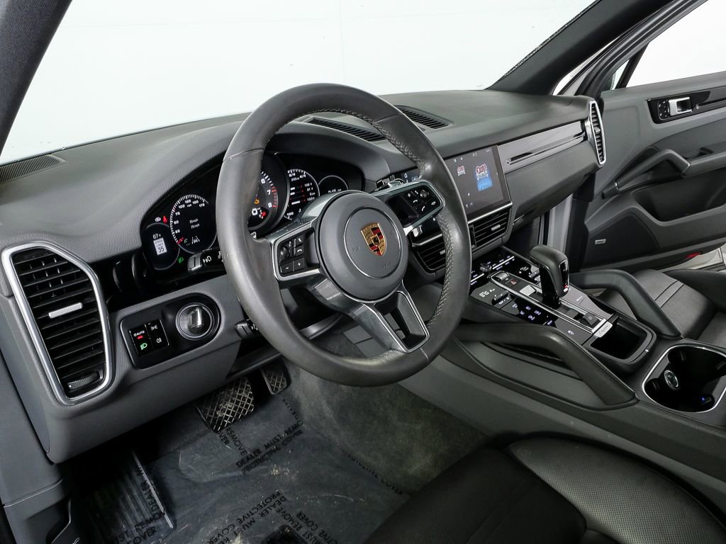 Used 2020 Porsche Cayenne image 4