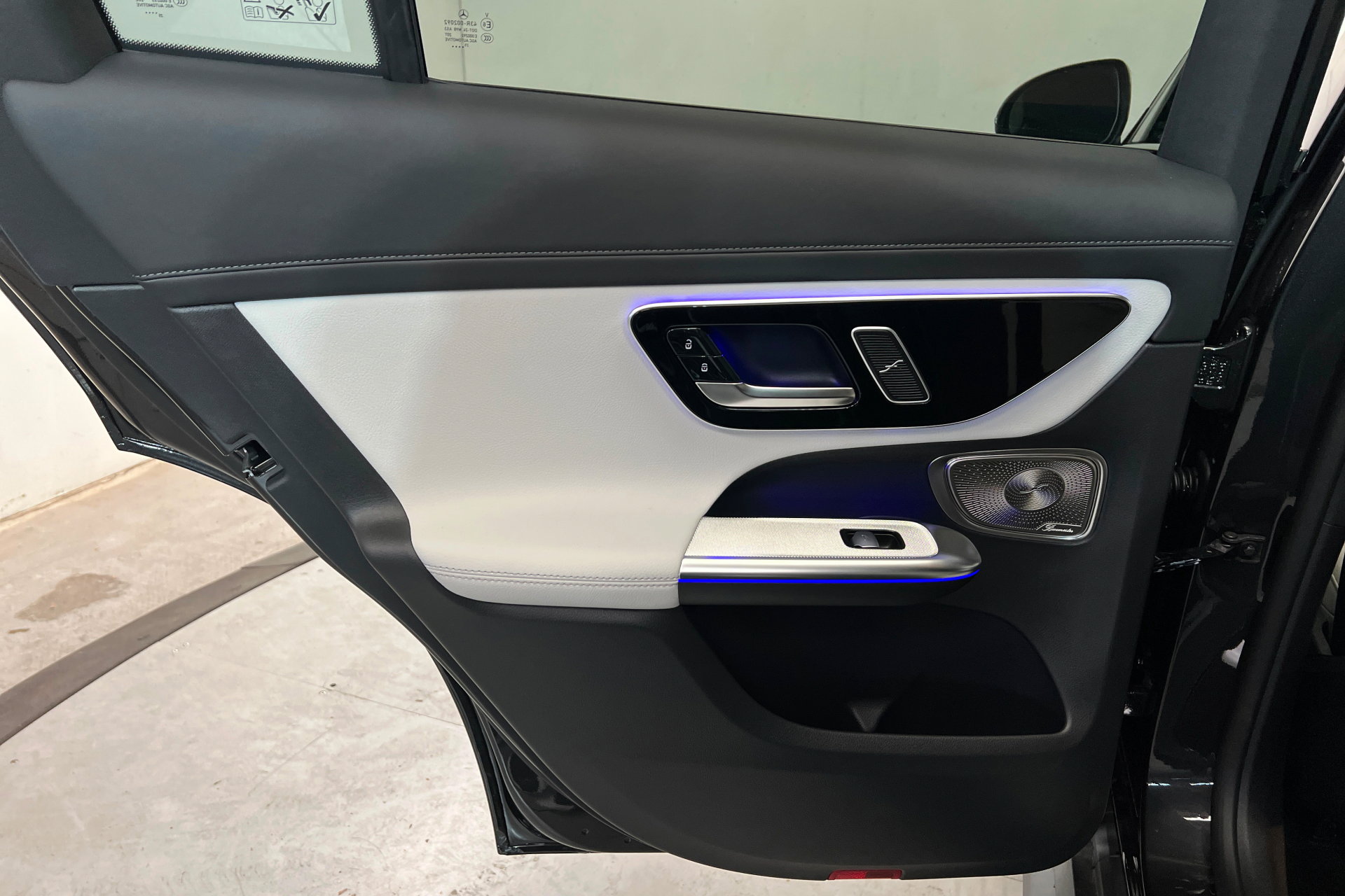 New 2026 Mercedes-Benz GLC 300 4MATIC image 18