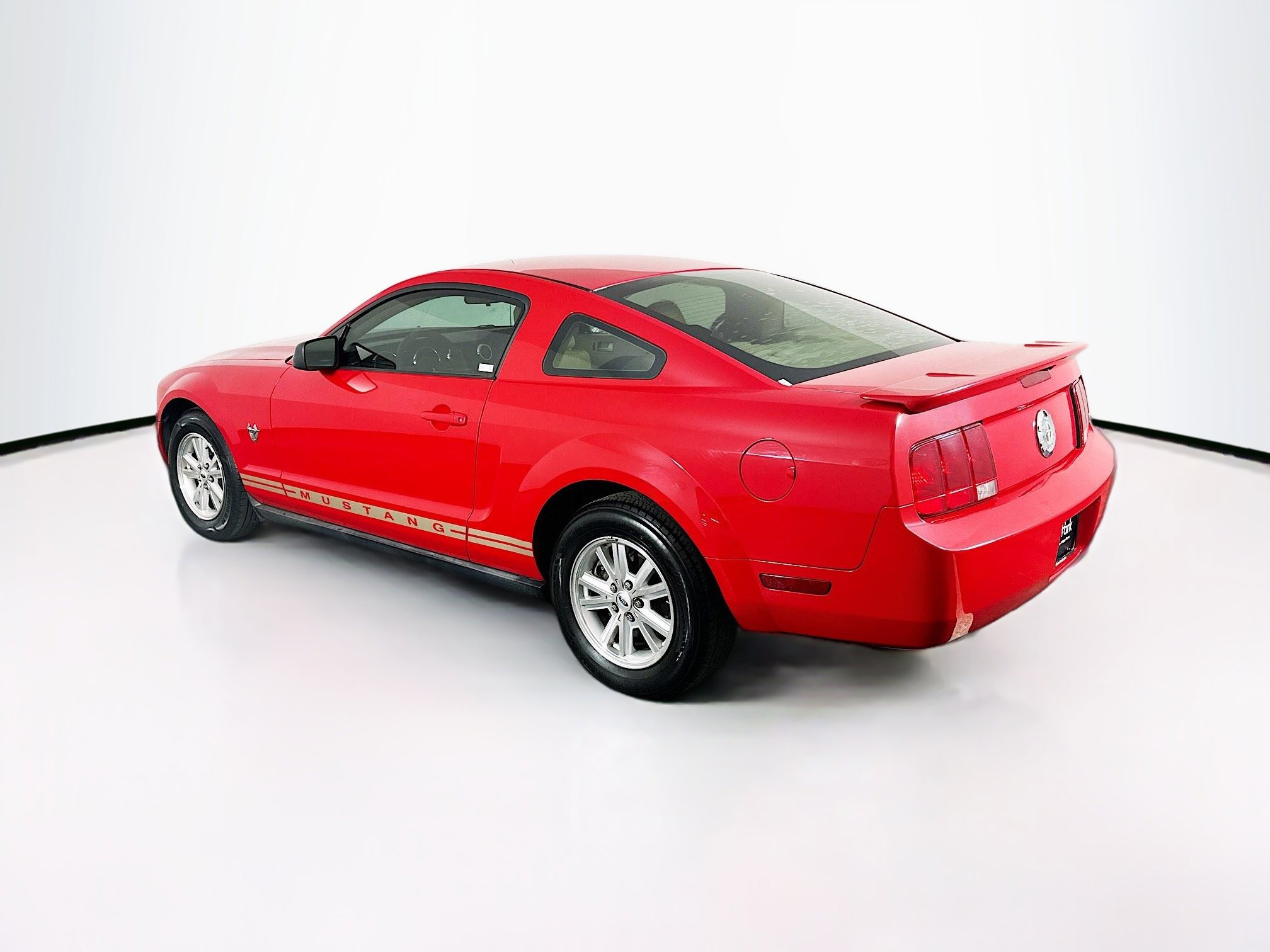 Used 2009 Ford Mustang Coupe RWD image 5