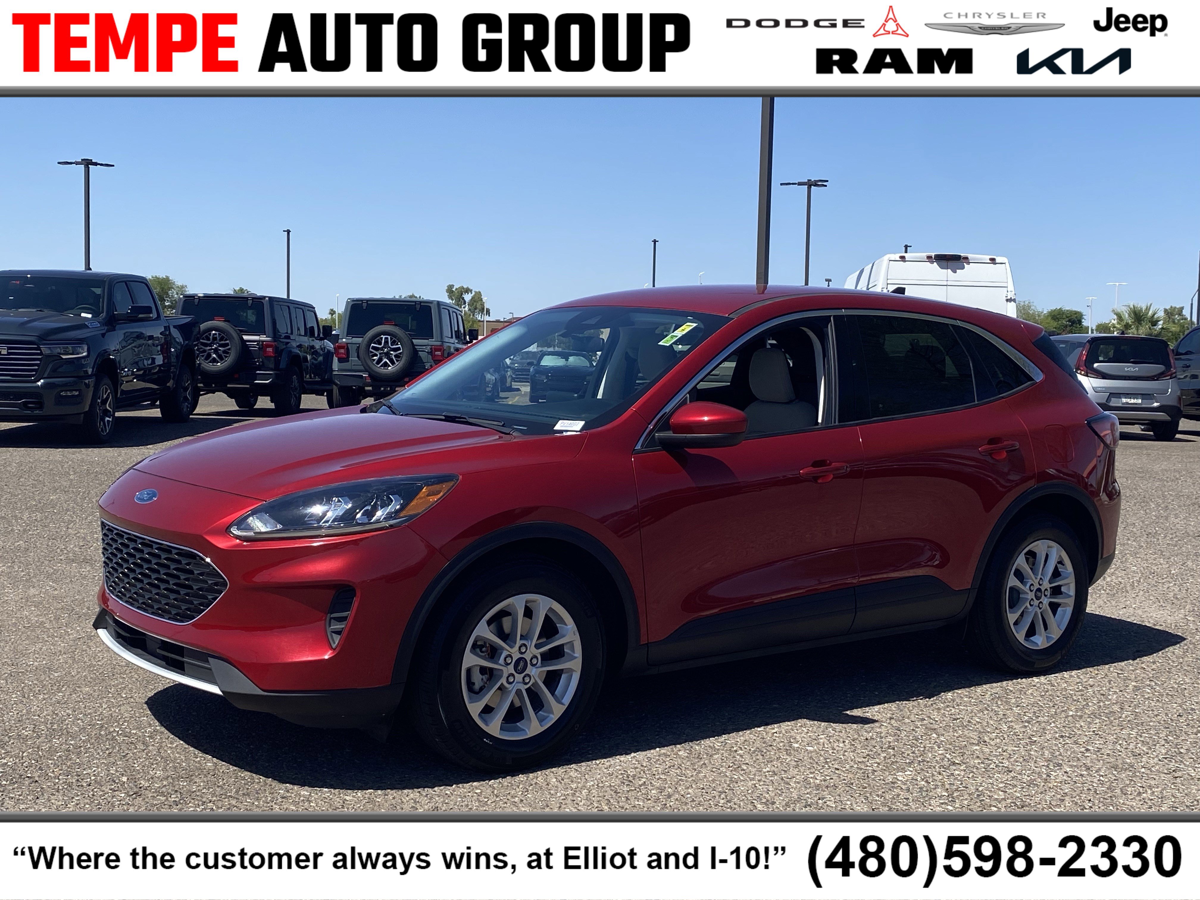 Used 2021 Ford Escape SE FWD image 1