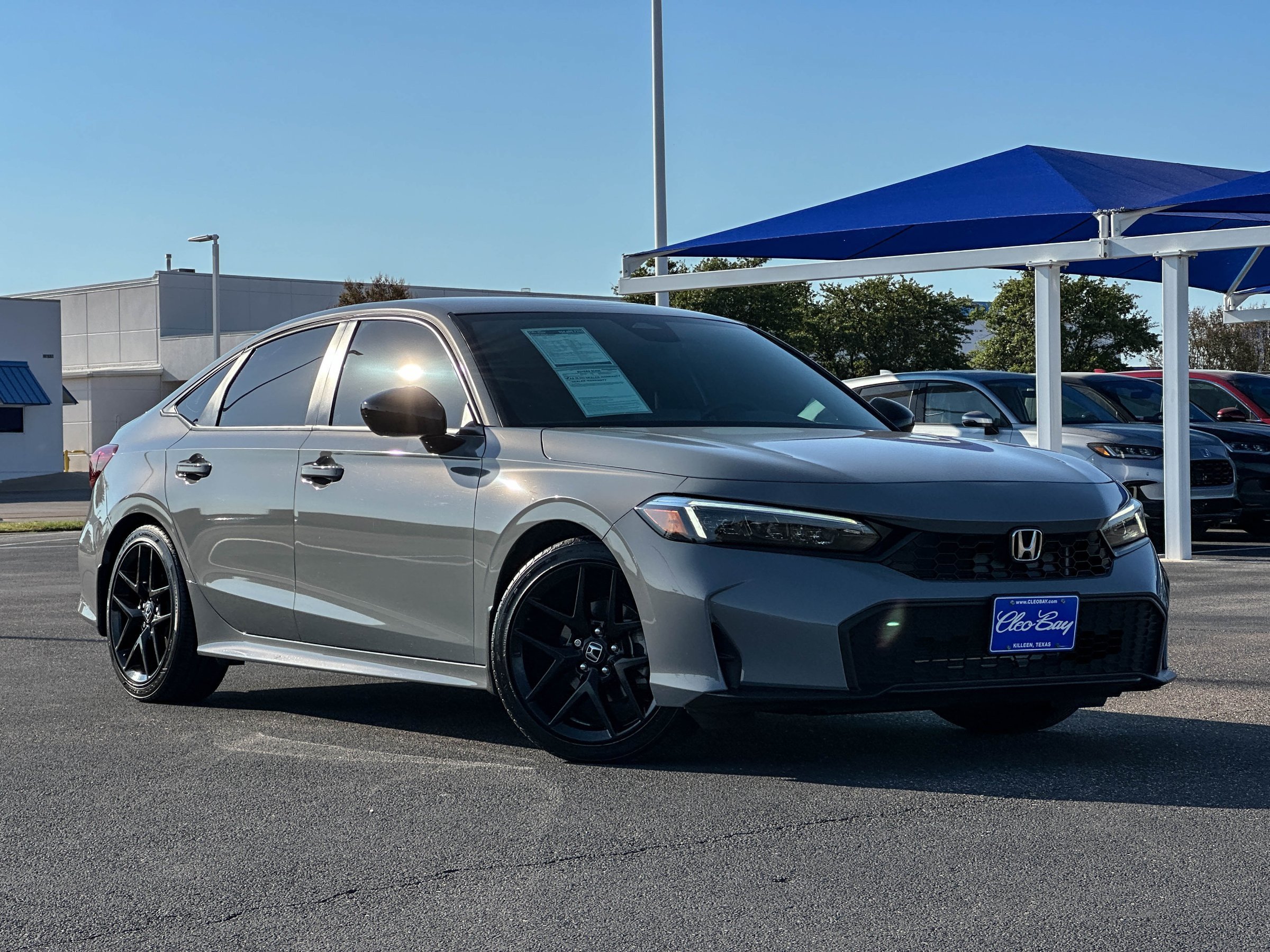 Used 2025 Honda Civic Sport image 2