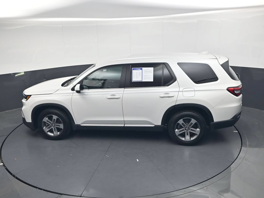 Used 2025 Honda Pilot EX-L image 37