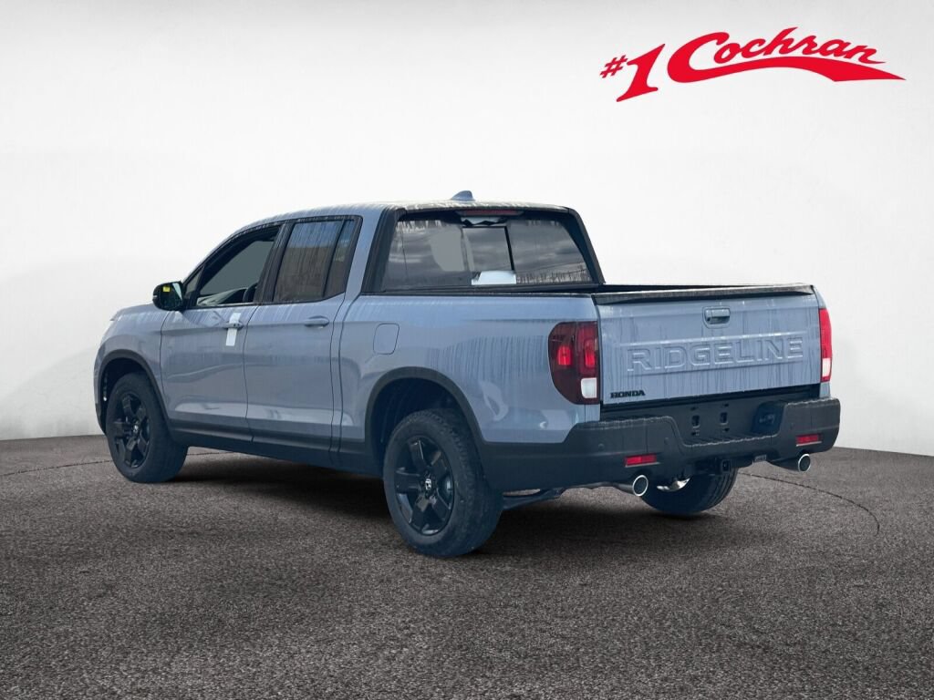 New 2026 Honda Ridgeline Black Edition image 4