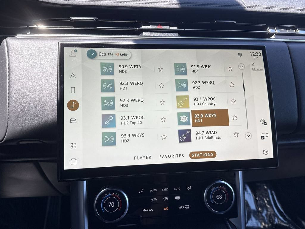 Used 2023 Land Rover Range Rover SE AWD/4WD image 12