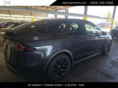 Used 2025 Tesla Model X AWD/4WD image 4