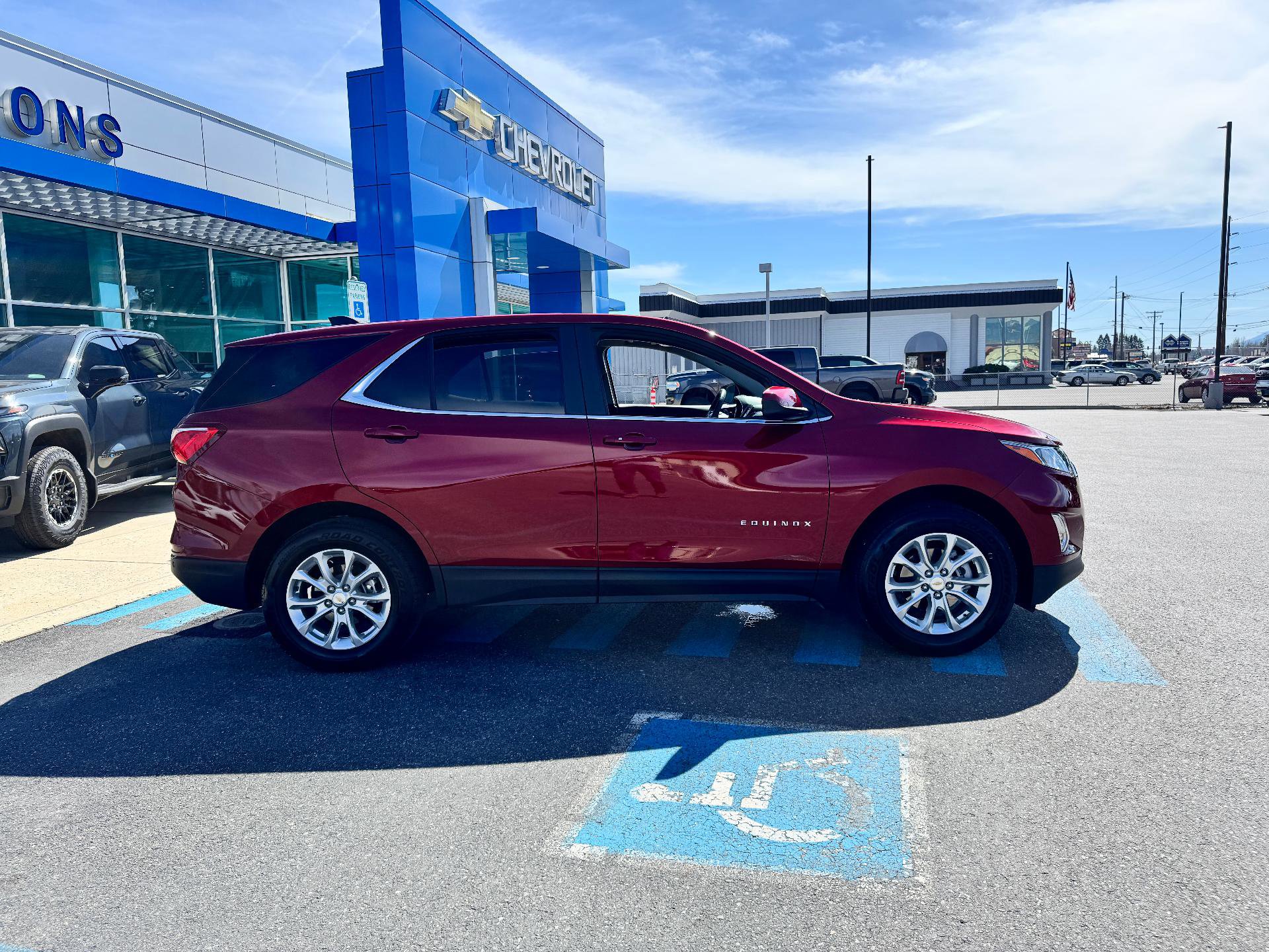 Used 2021 Chevrolet Equinox LT image 8