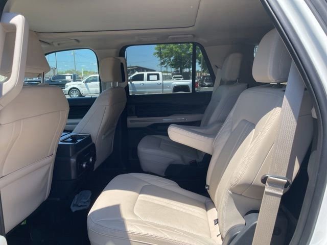 Used 2022 Ford Expedition Platinum image 9
