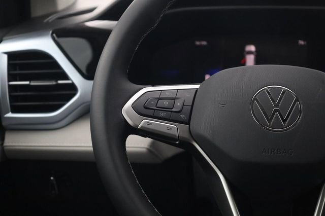 New 2026 Volkswagen Taos SE AWD/4WD image 10