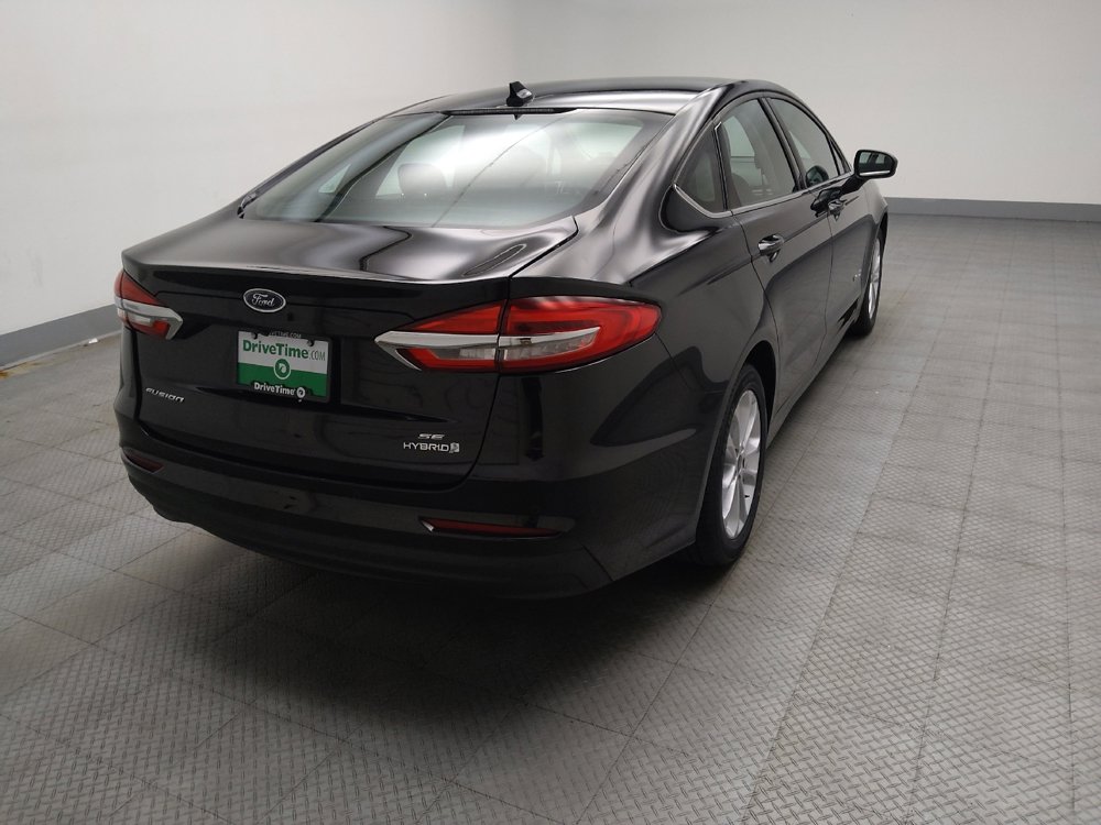 Used 2019 Ford Fusion SE image 9