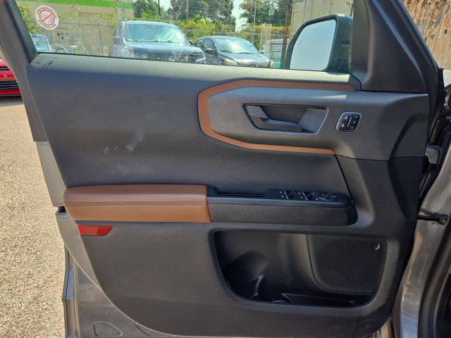 Used 2025 Ford Bronco Sport Outer Banks AWD/4WD image 9