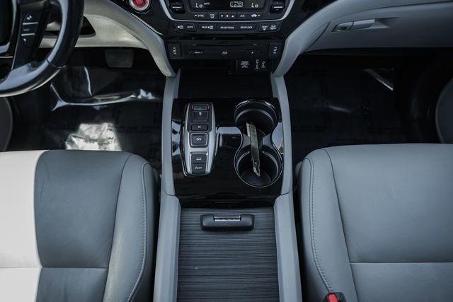 Used 2017 Honda Pilot Touring image 28