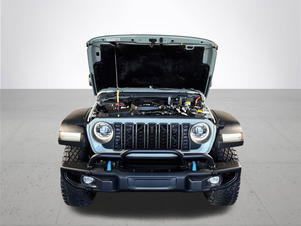 Used 2023 Jeep Wrangler Unlimited Rubicon 4xe AWD/4WD image 23