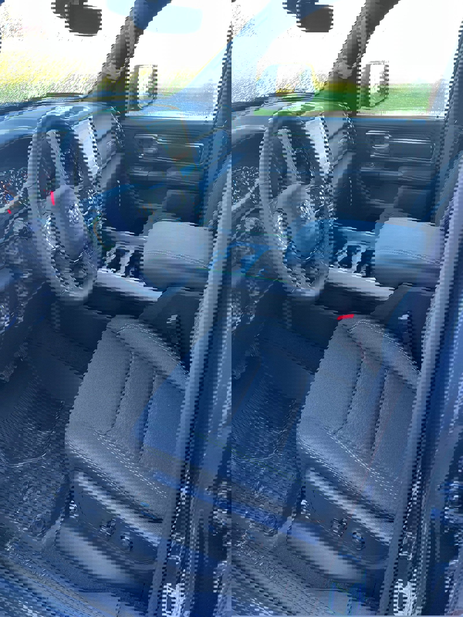 New 2026 RAM 1500 4x4 Crew Cab image 13