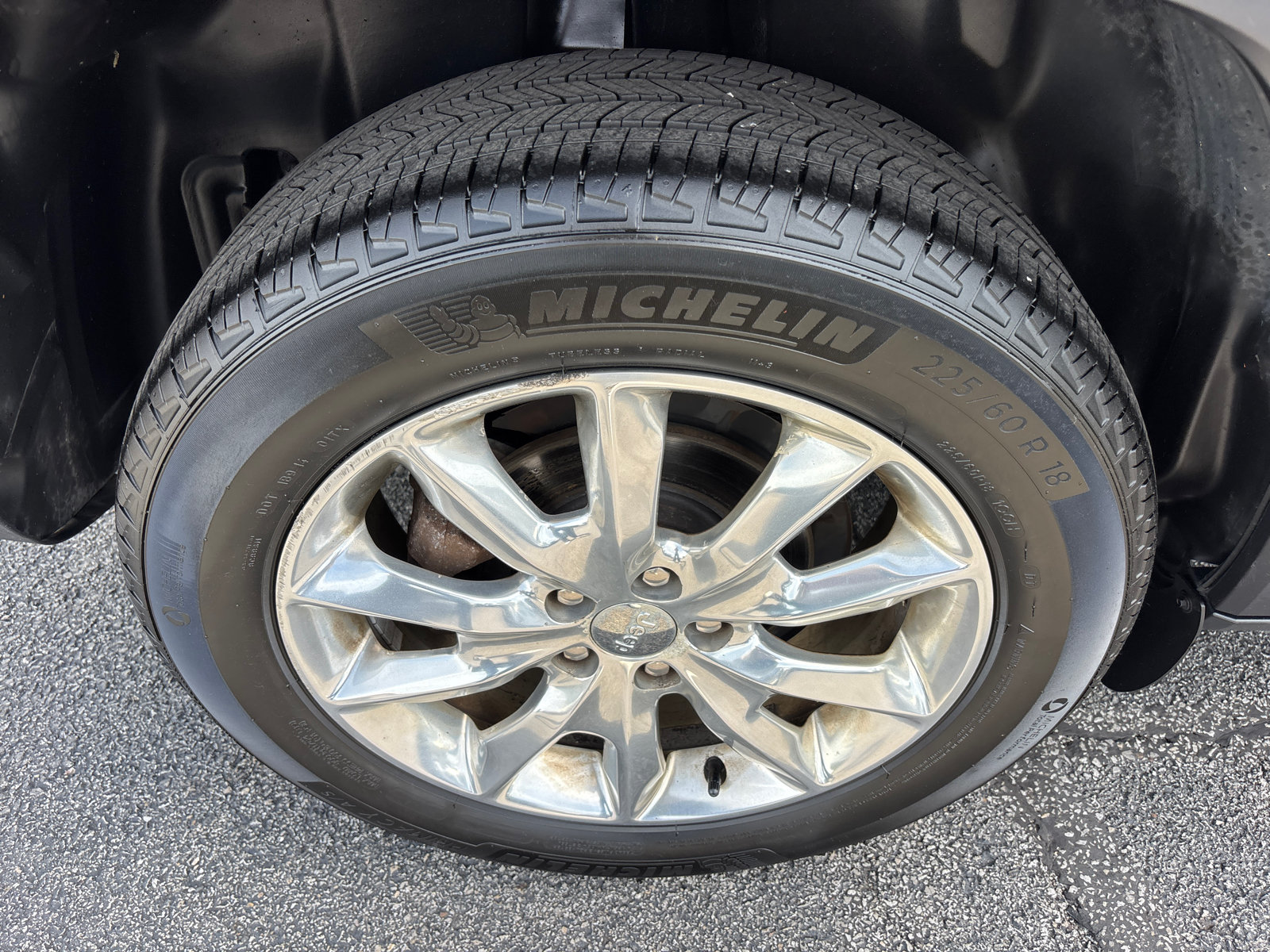 Used 2016 Jeep Cherokee Limited FWD image 10