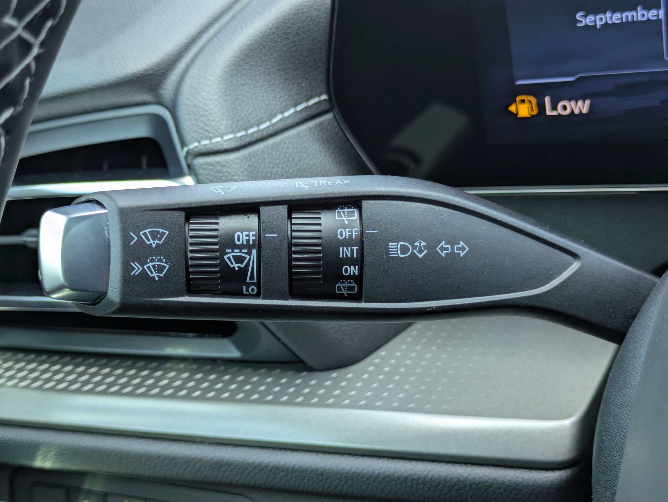 New 2027 Chevrolet Traverse LT w/ Driver Confidence Package FWD image 19