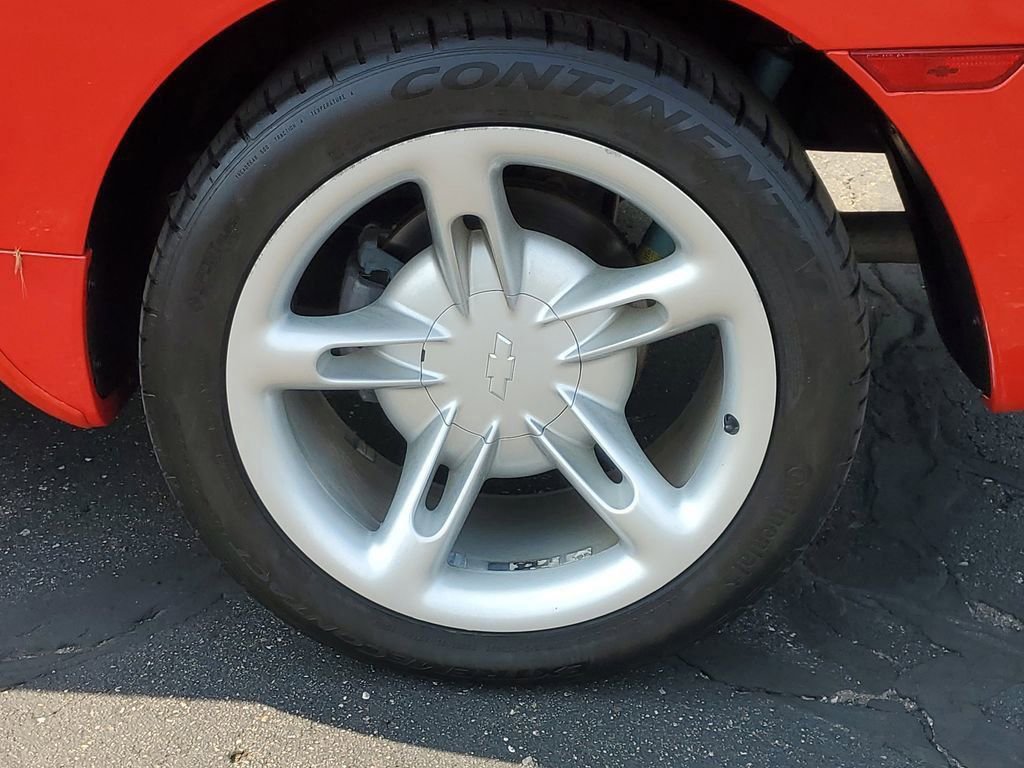 Used 2005 Chevrolet SSR image 5