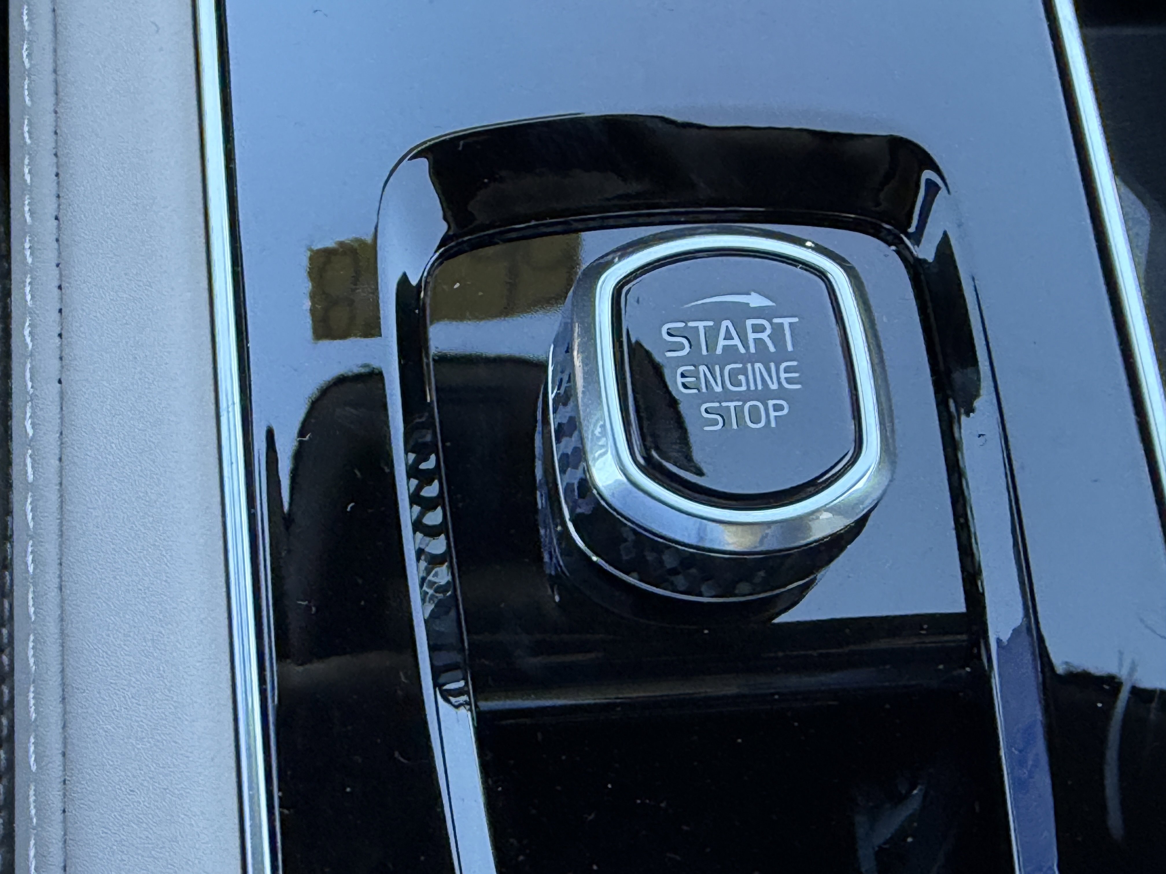 New 2026 Volvo XC90 B6 Ultra w/ Lounge Package image 25